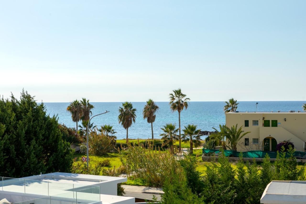 Villa Laurus 6, Walking Distance To The Beach パ フォス エクステリア 写真